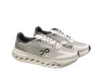 Tenis on cloud Surfer light grey green 1